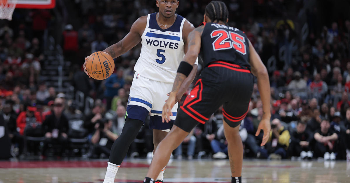 Timberwolves advance past Bulls 135-119 in Chicago