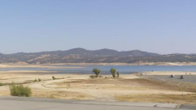 folsom-lake-low-level.jpg 