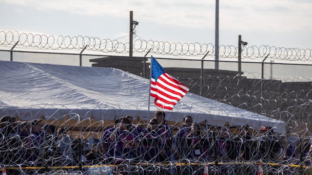 'Hugs Not Walls' event in at the Rio Grande 