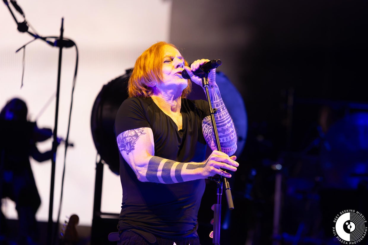 Danny Elfman performs at the Shoreline Amphitheatre 