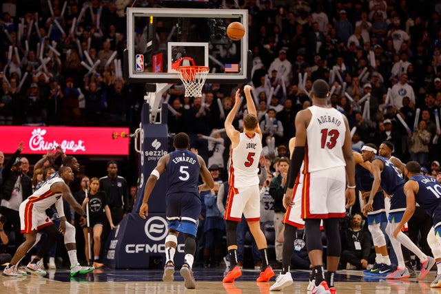 Miami Heat edge Minnesota Timberwolves 95-94 on Nikola Jovic's