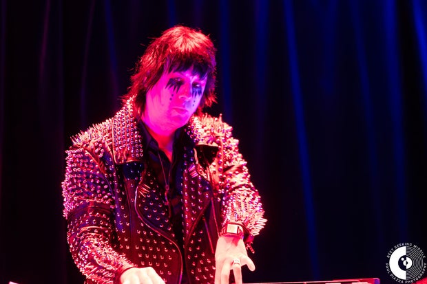 Danny Elfman performs at the Shoreline Amphitheatre