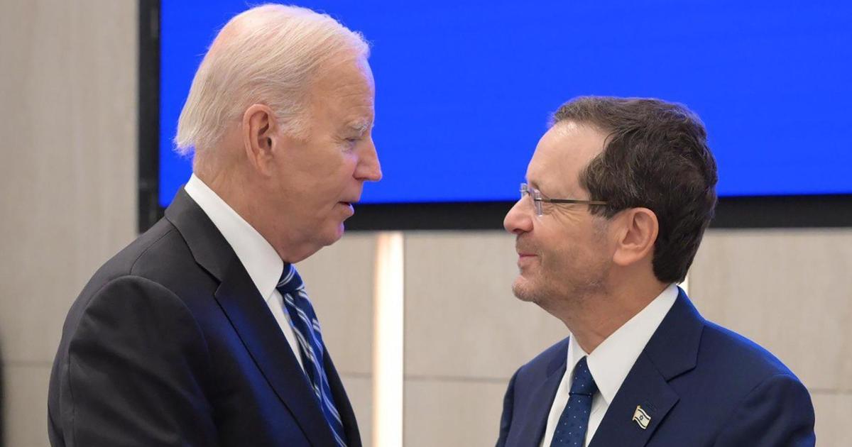 Biden meeting with Israeli President Herzog as concerns continue over Gaza aid