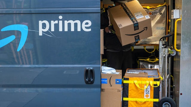 Amazon Deliveries Ahead Of Earnings Figures 