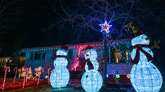 Christmas Season Decorations In Edmonton 