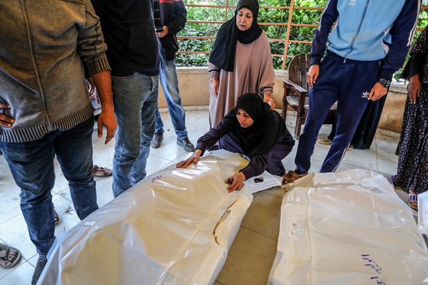 गाजा पर इजरायली हमले जारी हैं