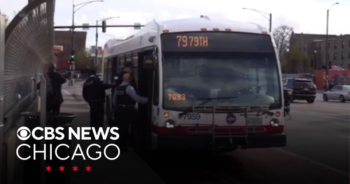 Police investigating "disturbance" on CTA bus on Chicago's South Side ...