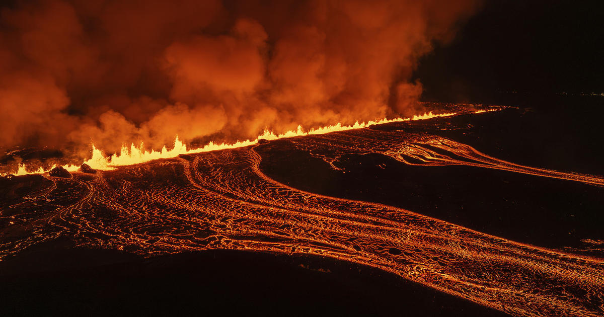 Iceland volcano flares in region's 7th eruption in one year