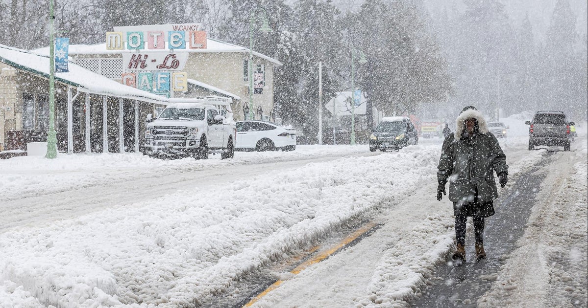 Nearly 200,000 still without power from bomb cyclone in Pacific ...