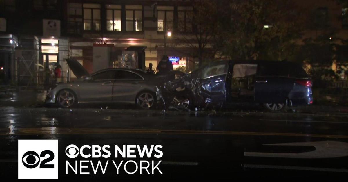 Pedestrian, 3 vehicles hit by driver in East Village