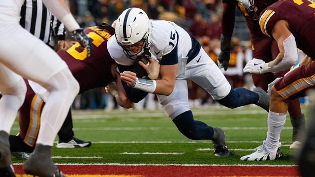 COLLEGE FOOTBALL: NOV 23 Penn State at Minnesota 