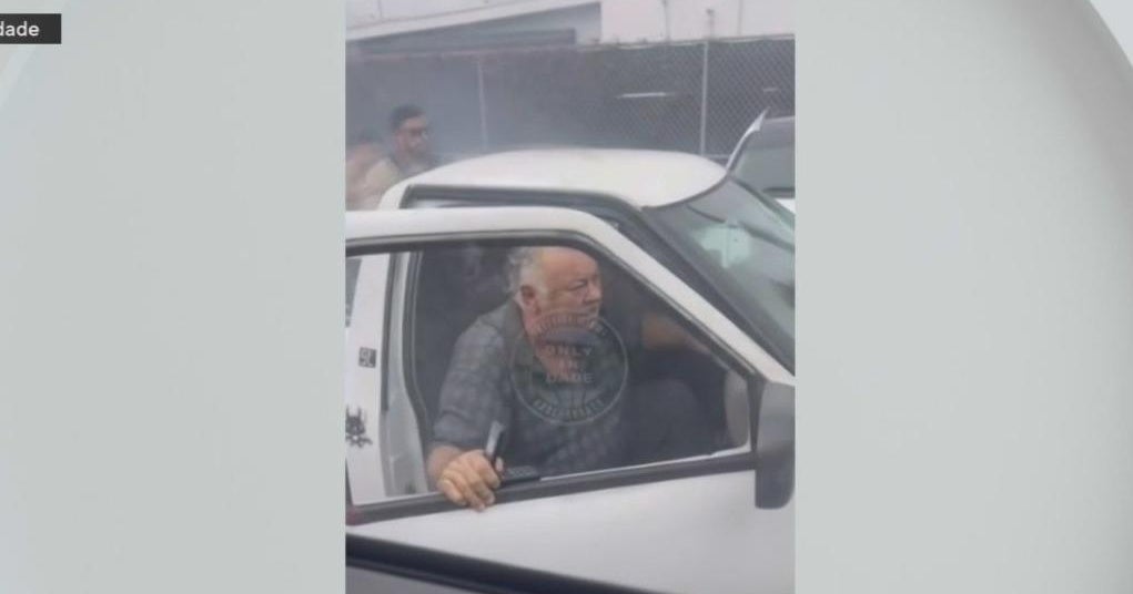 Man who led police on South Florida chase appears in court - CBS Miami
