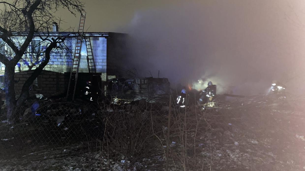 DHL Cargo Plane Crashes Near Airport In Lithuania's Capital Vilnius ...