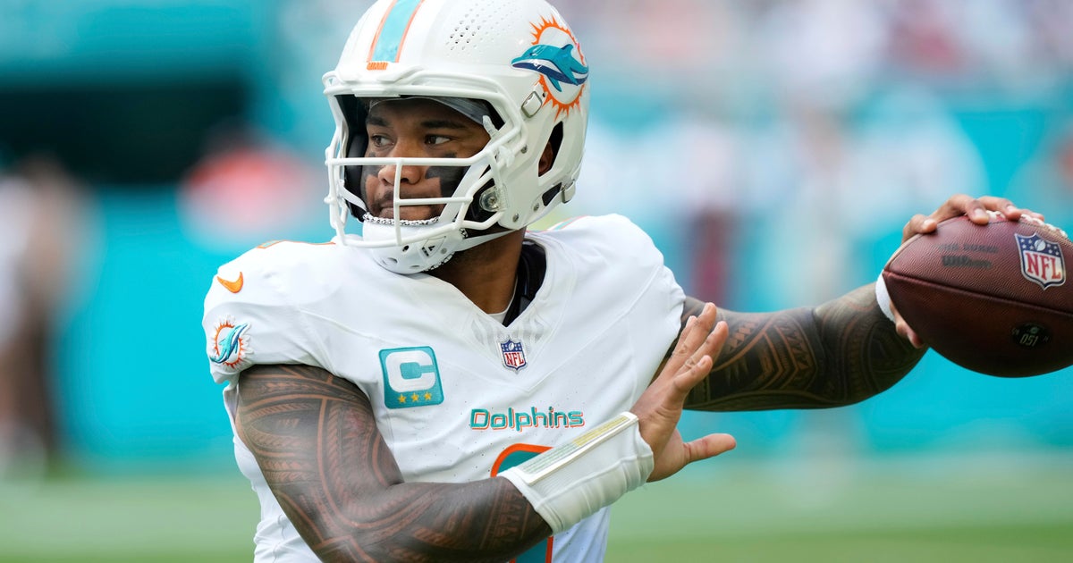 Tua Tagovailoa hopes to continue his hot streak while Miami Dolphins play Green Bay Packers in the cold Tua Tagovailoa hopes to continue his hot streak while Miami Dolphins play Green Bay Packers in the cold