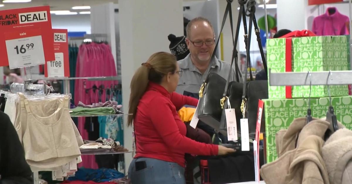 Tips for Thanksgiving and Black Friday shoppers