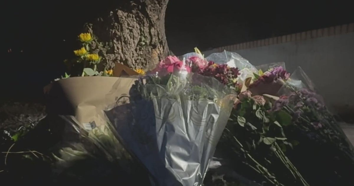 Piedmont community mourning 3 killed in fiery crash - CBS San Francisco