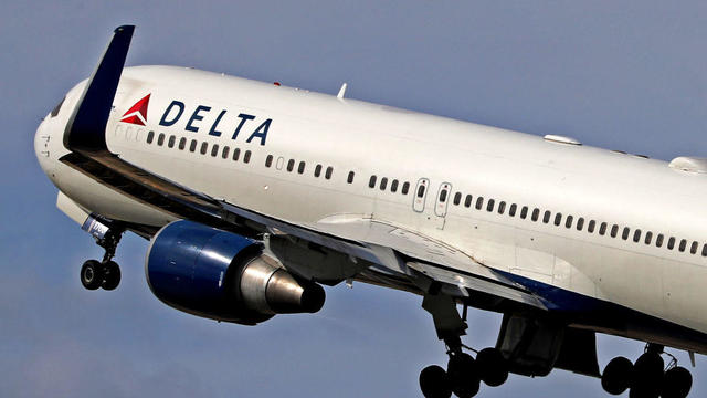 Delta Boeing 767 taking off from Barcelona airport 