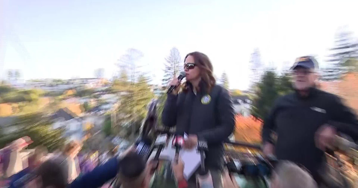 Watch Piedmont mayor addresses Turkey Trot crowd day after Cybertruck