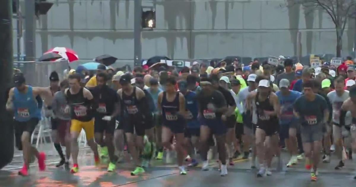 Thousands participate in 34th YMCA Turkey Trot CBS Pittsburgh