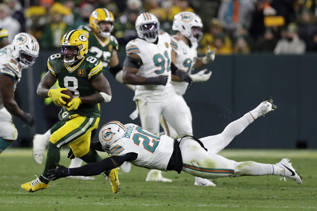 Dolphins Packers Football 