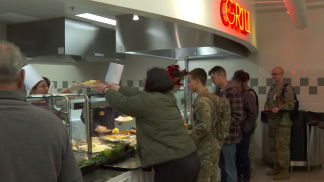 Senior military leaders at Fort Meade served Thanksgiving dinner to service members. 