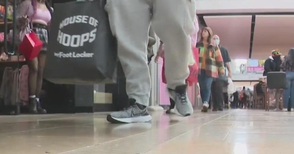 Black Friday Sees Varied Trends Amid Cold Weather