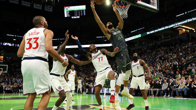 Los Angeles Clippers v Minnesota Timberwolves - Emirates NBA Cup 