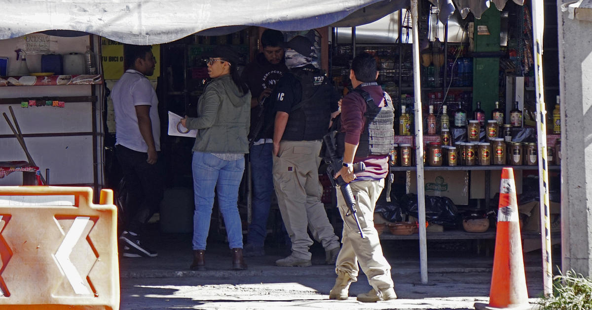 10 pria bersenjata tewas, 3 petugas polisi terluka dalam baku tembak dengan pasukan keamanan di tengah pertempuran kartel di Meksiko