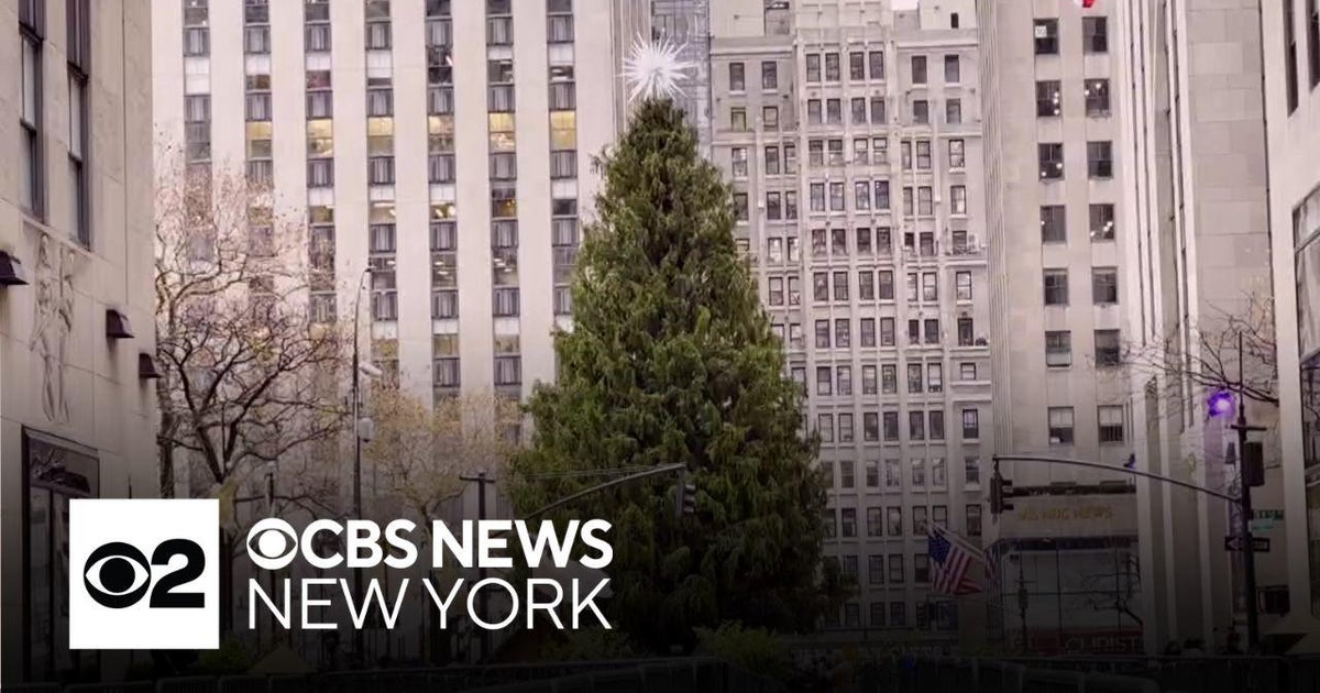 All eyes on Rockefeller Center on Wednesday night - CBS New York