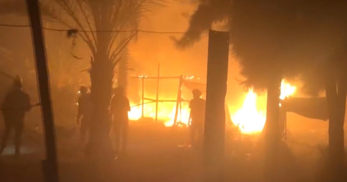 İsrail'in Gazze'deki çadır kampına düzenlediği ölümcül saldırıda en az 21 kişi öldü