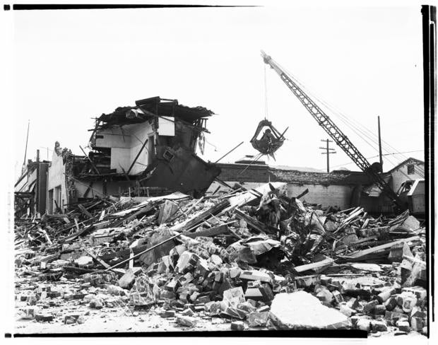 Quake rebuilding --  Bakersfield and Arvin, California, 1952 