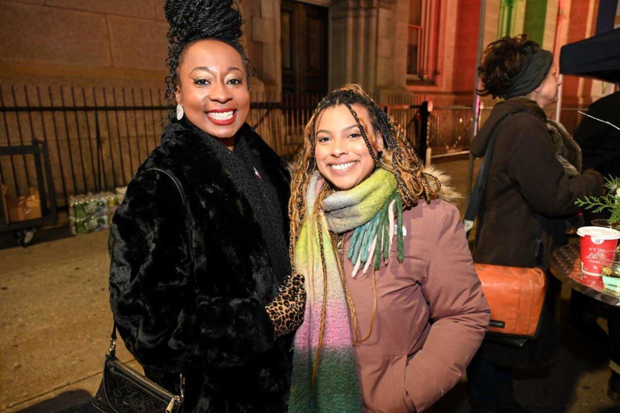 2024 Philadelphia City Hall holiday tree lighting