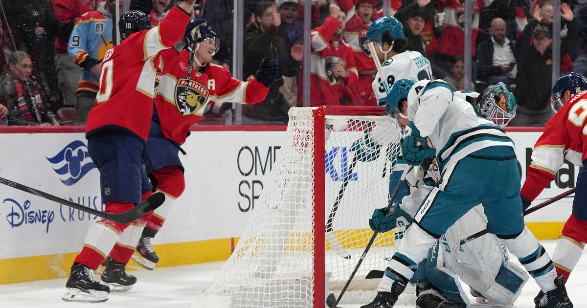 Tkachuk scores 2 more goals, Florida Panthers stay hot with 3-1 win over San Jose Sharks