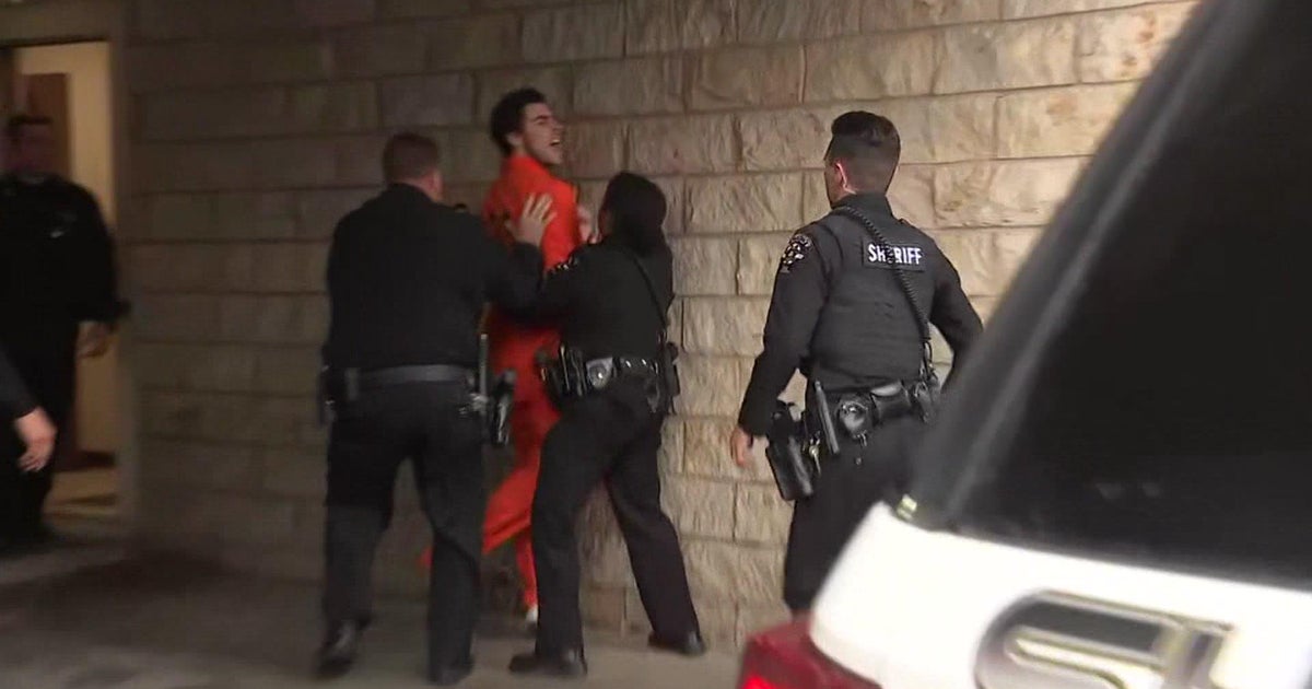Luigi Mangione, charged in UnitedHealthcare CEO’s shooting, has outburst on his way to extradition hearing Luigi Mangione, charged in UnitedHealthcare CEO’s shooting, has outburst on his way to extradition hearing