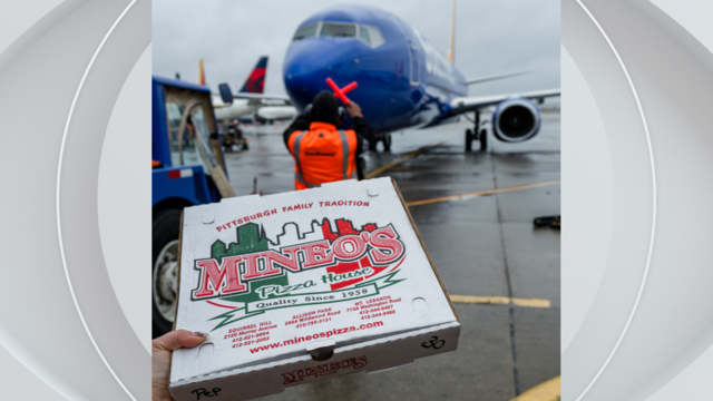 kdka-mineos-pizza-pittsburgh-international-airport.png 