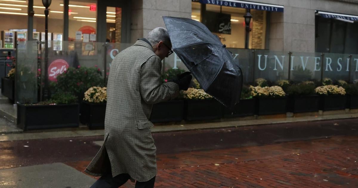 Heavy winds and rain hit the east coast