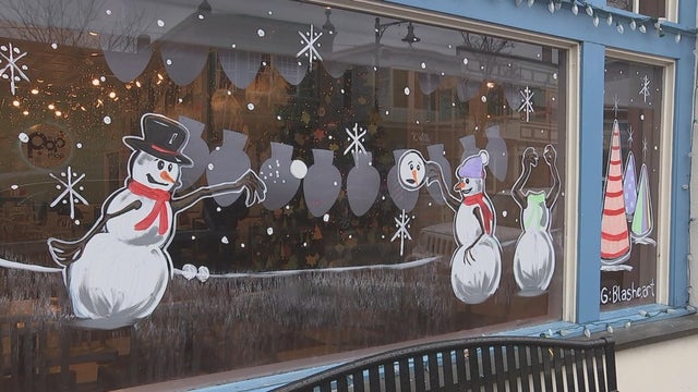 17pkg-js-collingswood-storefront-decorating-contest-transfer-frame-3355.jpg 