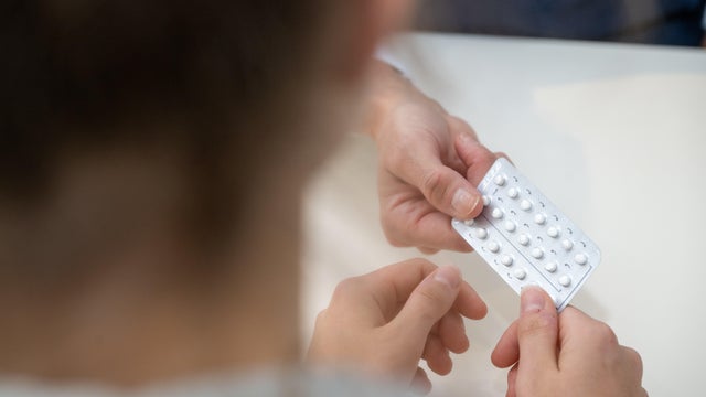 Gynecological consultation for girls 