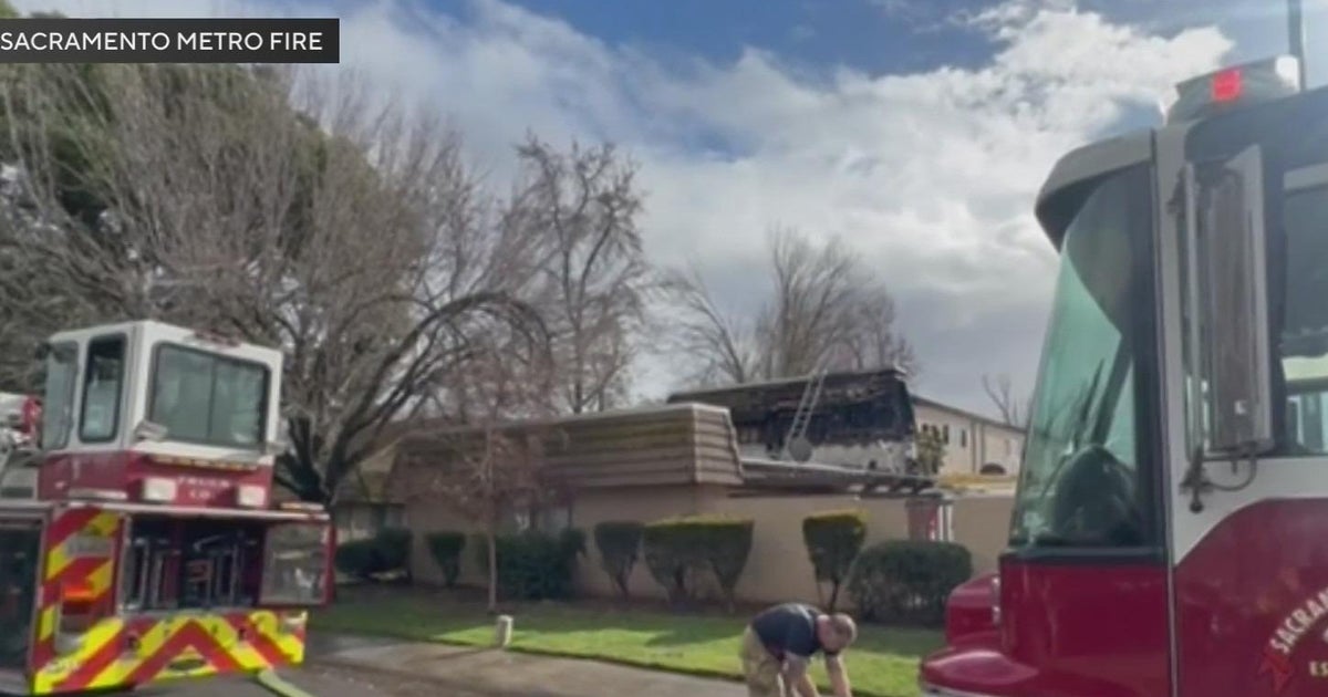 Family displaced by fire at Sacramento-area apartment - CBS Sacramento