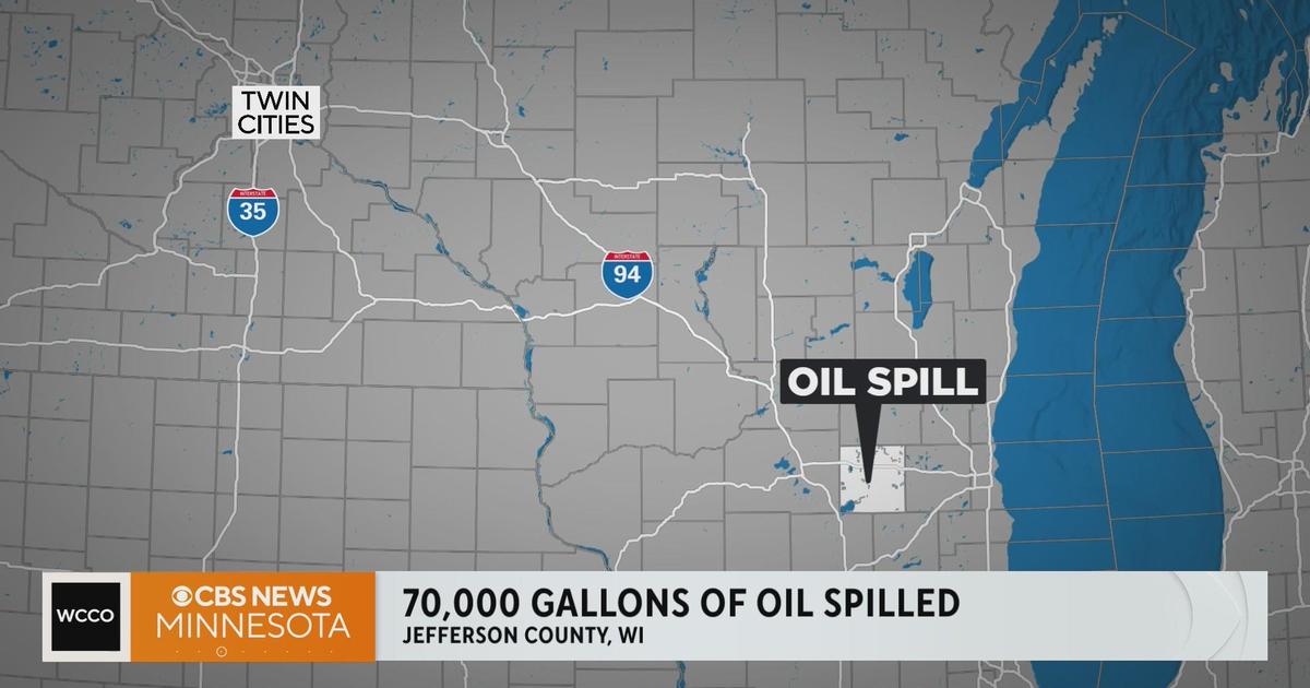 Pipeline spills 70,000 gallons of oil in Wisconsin