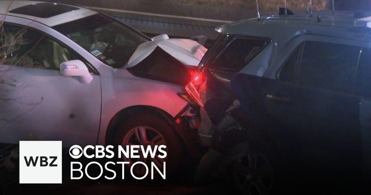 Man accused of hitting police cruiser pleads not guilty to drunk ...