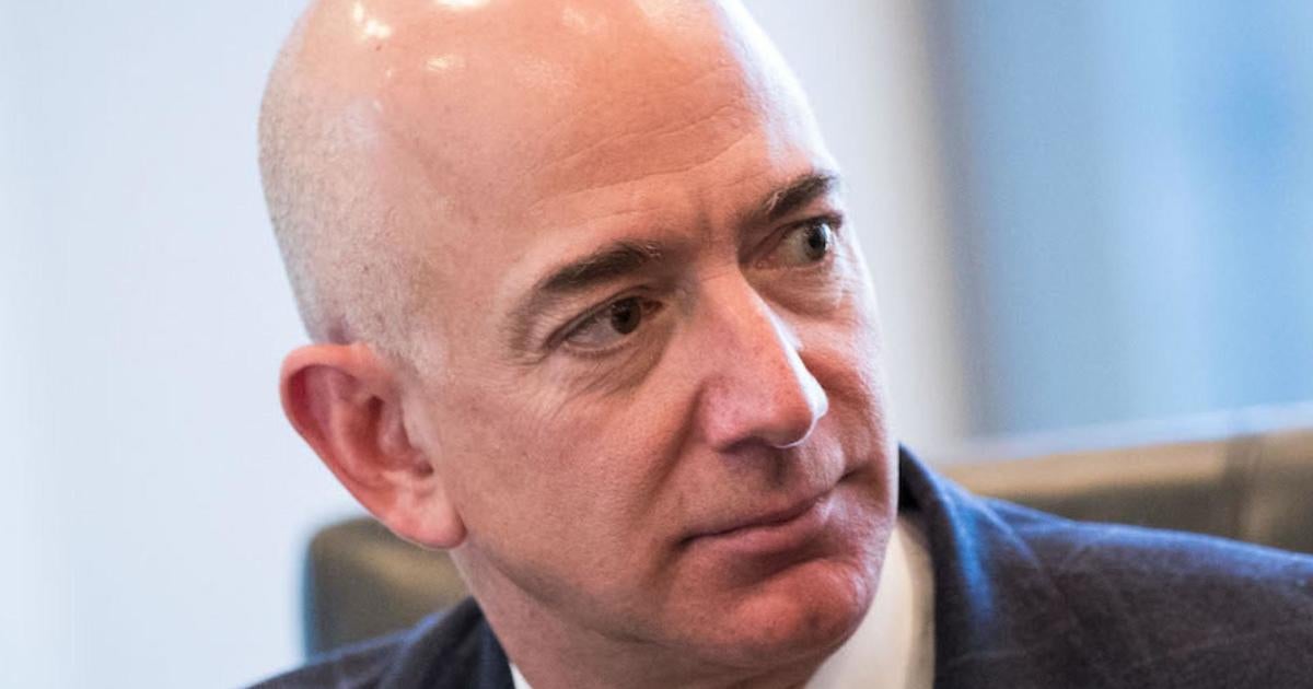 Trump, Bezos to meet as CEOs take trips to see president-elect