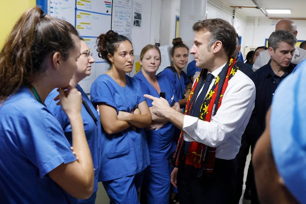 फ़्रांस-विदेशी-मैयट-मौसम-जलवायु-राजनीति