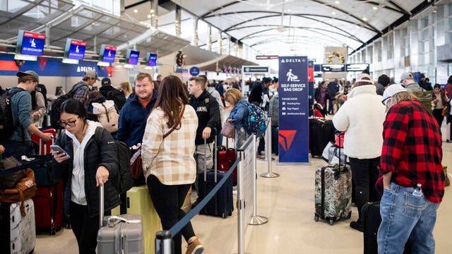 TSA Expects Busiest Thanksgiving Ever For Air Travel In U.S. 