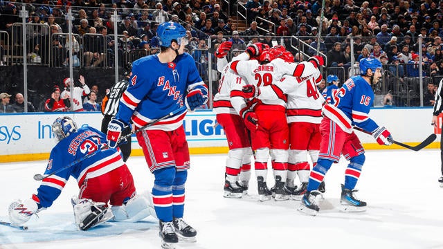 rangers-hurricanes-dec-22.jpg 