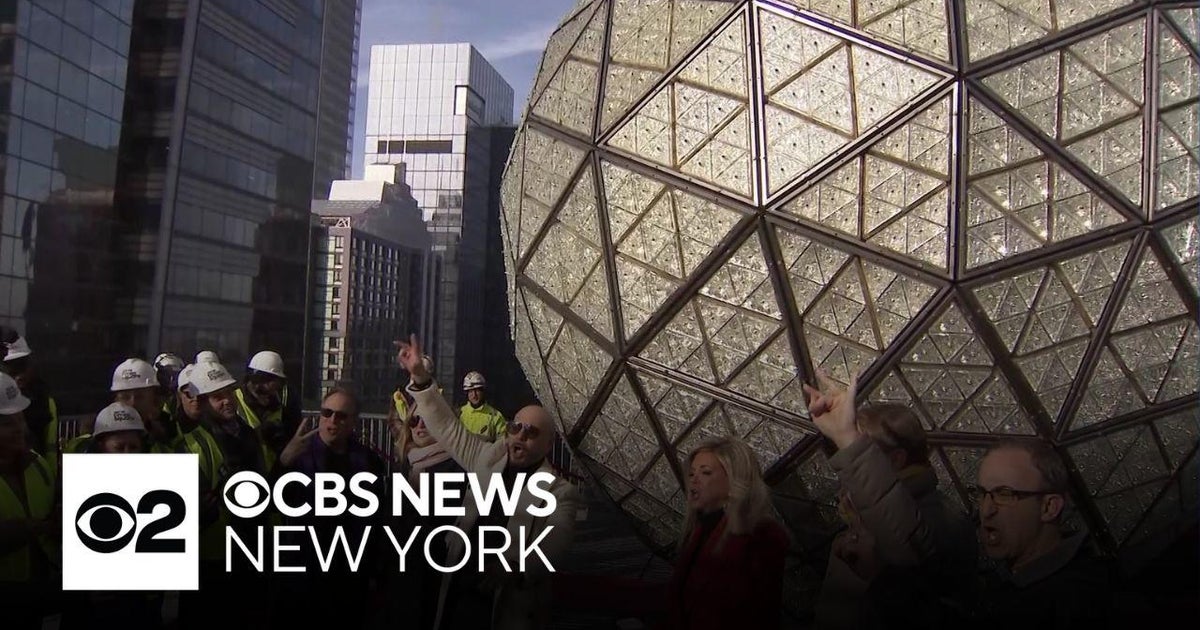 How to Watch the Times Square Ball Drop This New Year’s Eve
