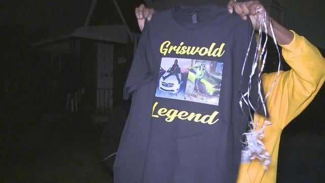 Family of man fatally shot in Detroit holds vigil 