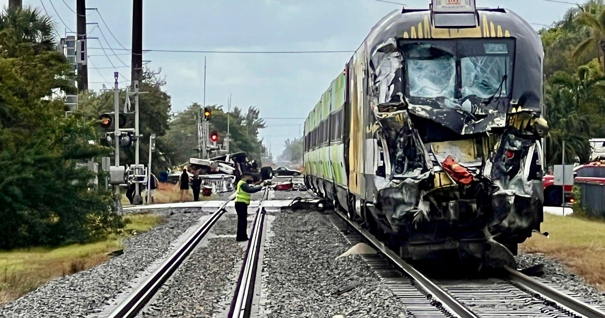 Brightline train collides with fire engine in Delray Beach, blocking traffic on Atlantic Avenue Brightline train collides with fire engine in Delray Beach, blocking traffic on Atlantic Avenue