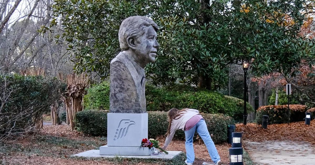 Public observance begins at the Carter Center for late President Jimmy Carter