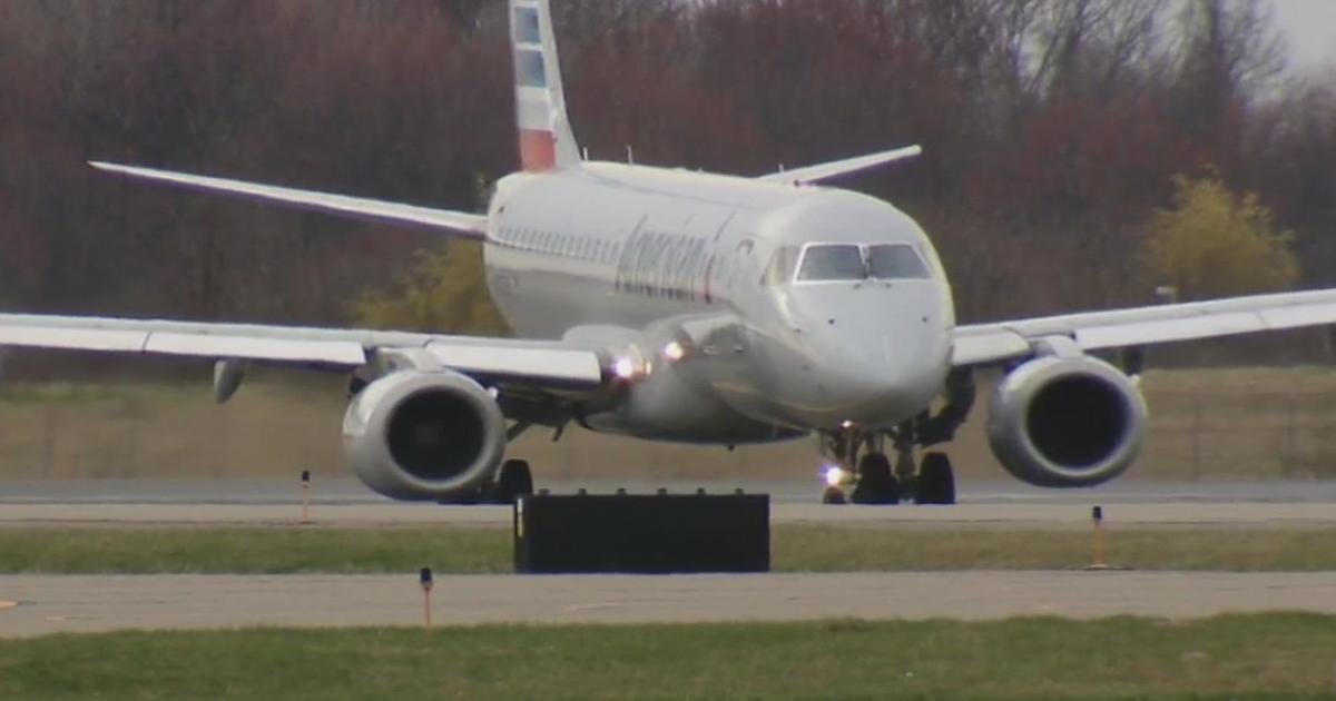 Plane diverted to Pittsburgh International Airport after possible lightning strike